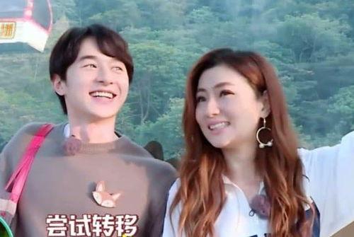 今日公布恋情的明星,甜蜜瞬间引粉丝热议