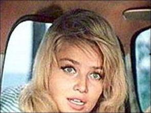 俄罗斯AV女神Dee,性感与才华并存的传奇人物